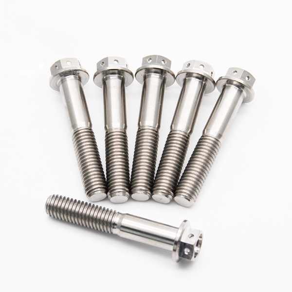 Engine bolts