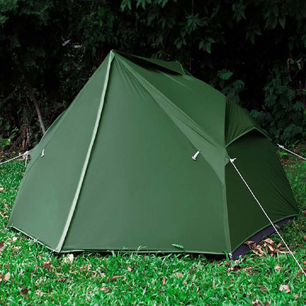 Camping tent