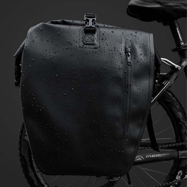 Outdoor car bag